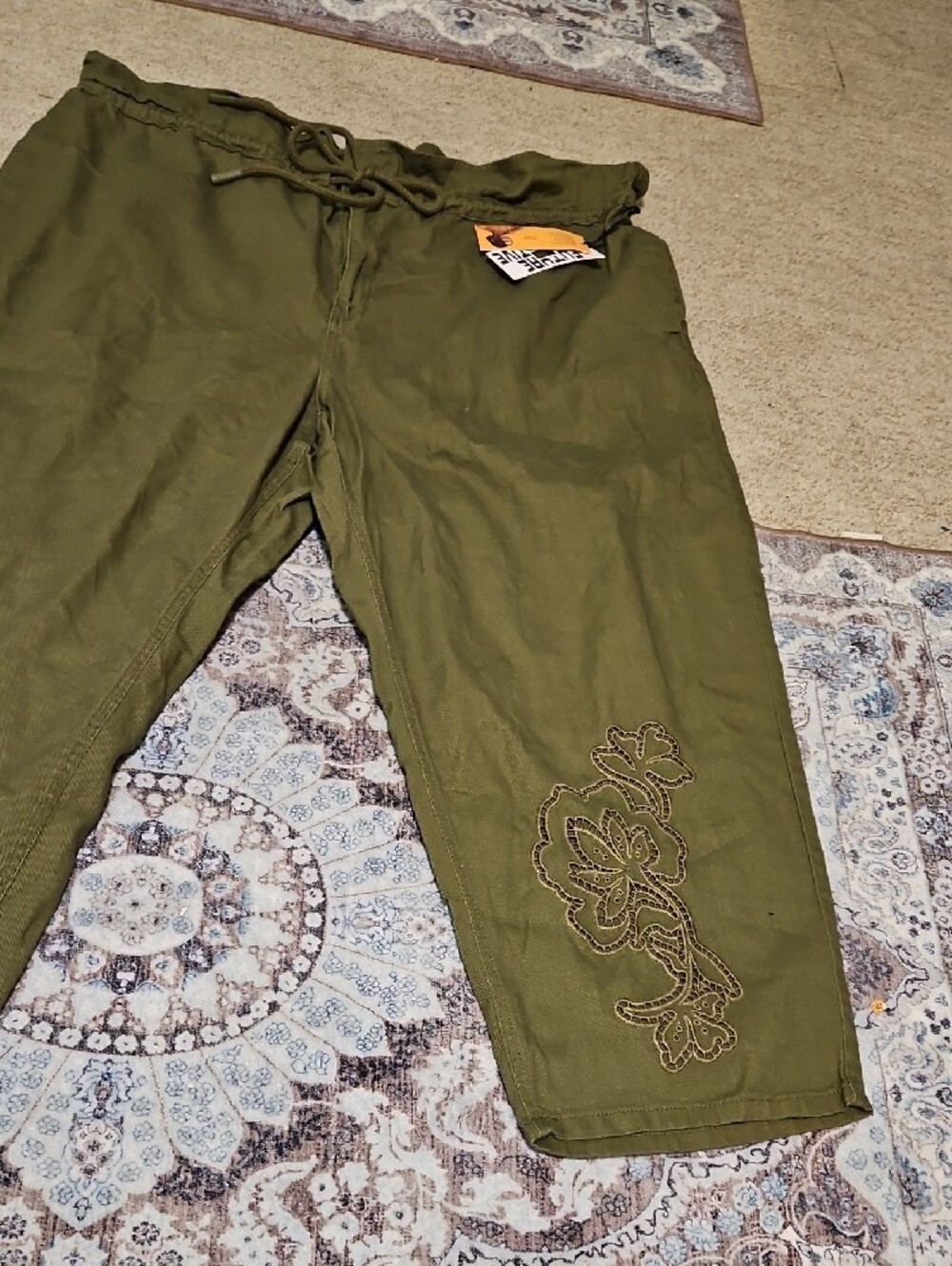 Women's Olive Cropped Drawstring Pants with Embroidered Detail - Picture 5 of 13